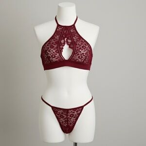 Victoria’s Secret Very Sexy High-Neck Halter Bralette & Panty Set Sz S Red Lace